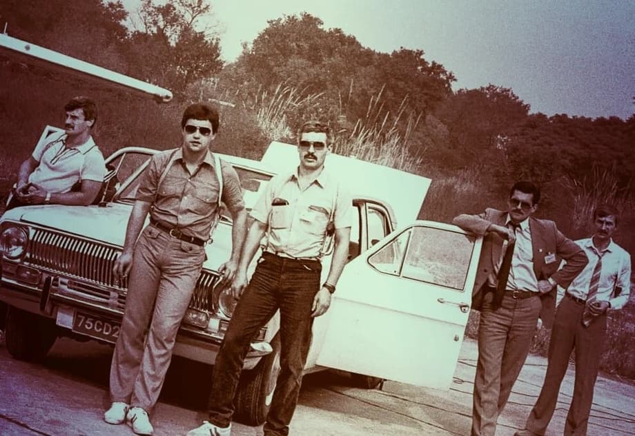 KGB officers against the background of a "Volga", presumably 1979<br>