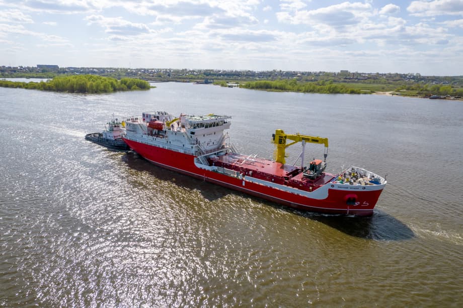 Теплоход&nbsp;«Анатолий Чернеев» 