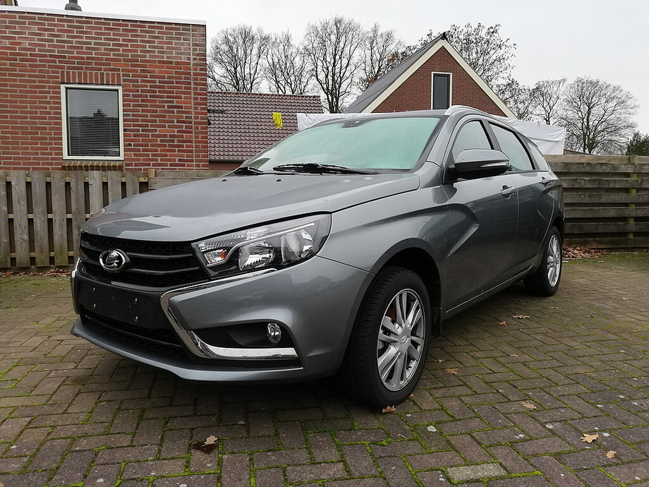 Lada Vesta
