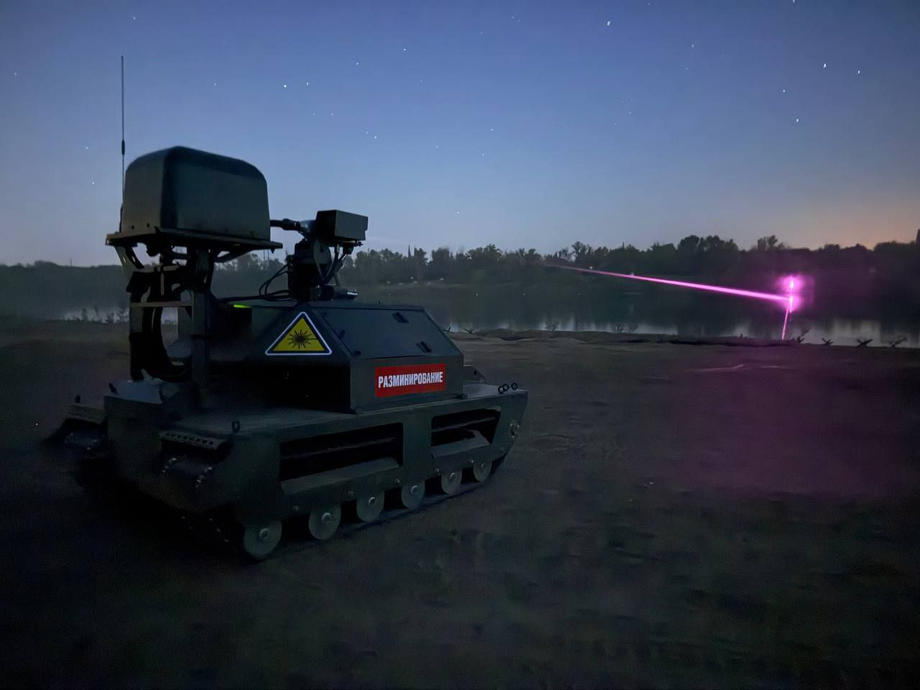 военные учения