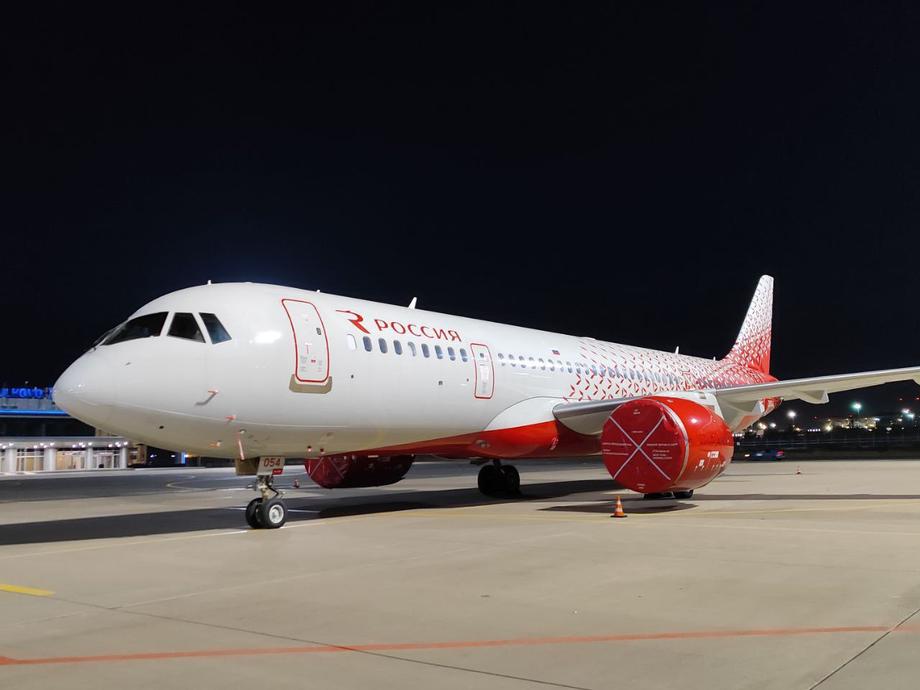 МC-21 в ливрее авиакомпании «Россия»