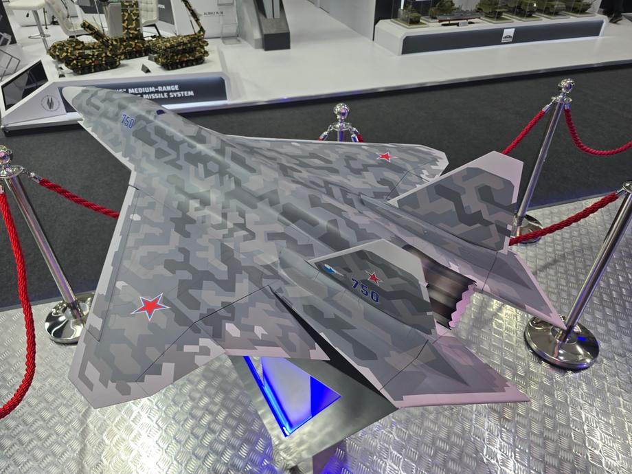 Беспилотная версия Су-75 Checkmate