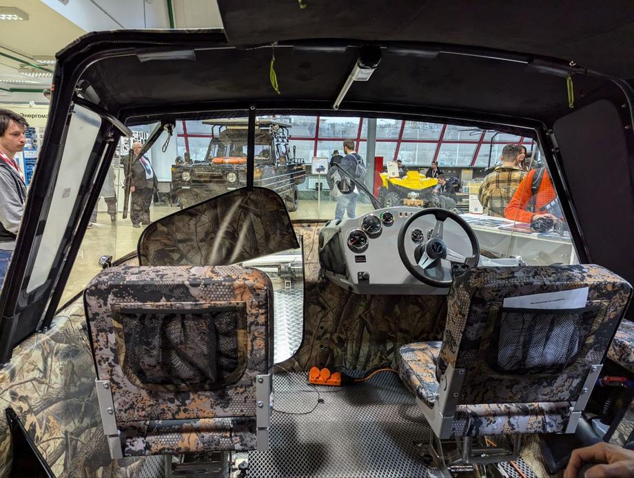 Inside the "Roza Vetrov RV-7NSH" airboat