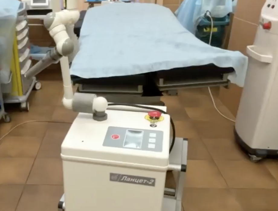 Lancet laser scalpel