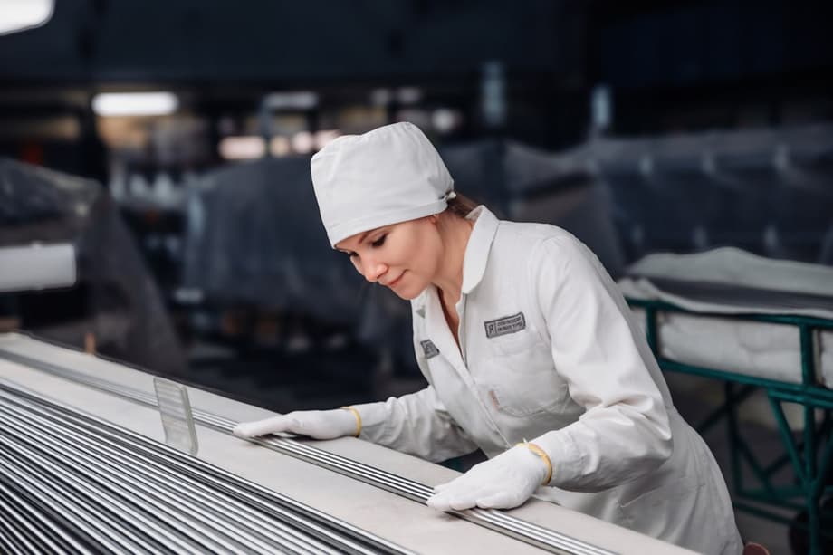 Production of zirconium rolled products