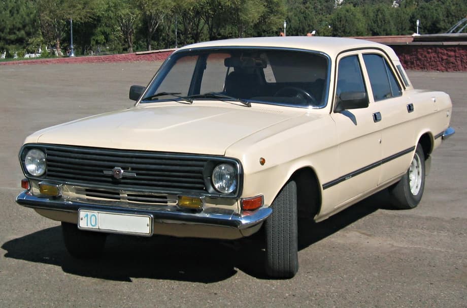 GAZ-24-10