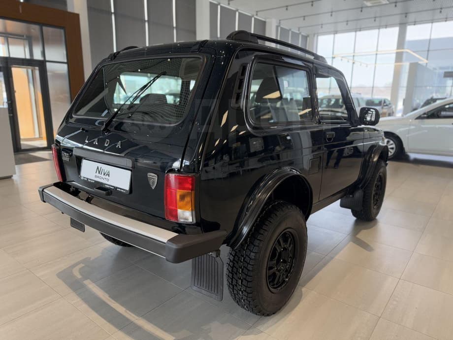 Lada Niva Bronto