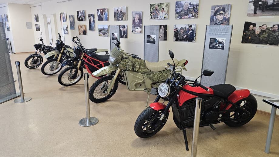 Выставка мотоциклов «Иж» производства «Калашникова»