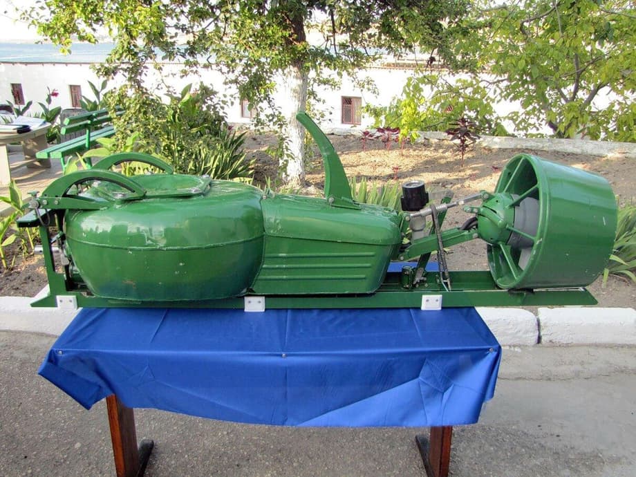 Underwater diver tow tractor "Proteus-1"