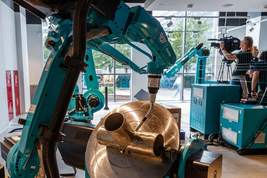 Предприятие «Росэнергоатома» представило линейку промышленных роботов АИМ на «Технофоруме-2025»