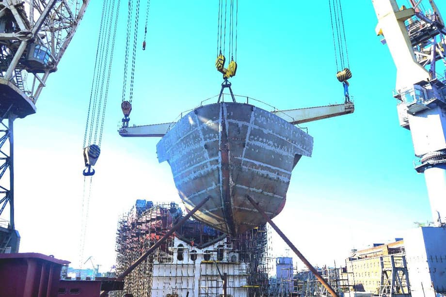 Атомный ледокол «Чукотка» проекта 22220 уже на финишной прямой перед спуском на воду