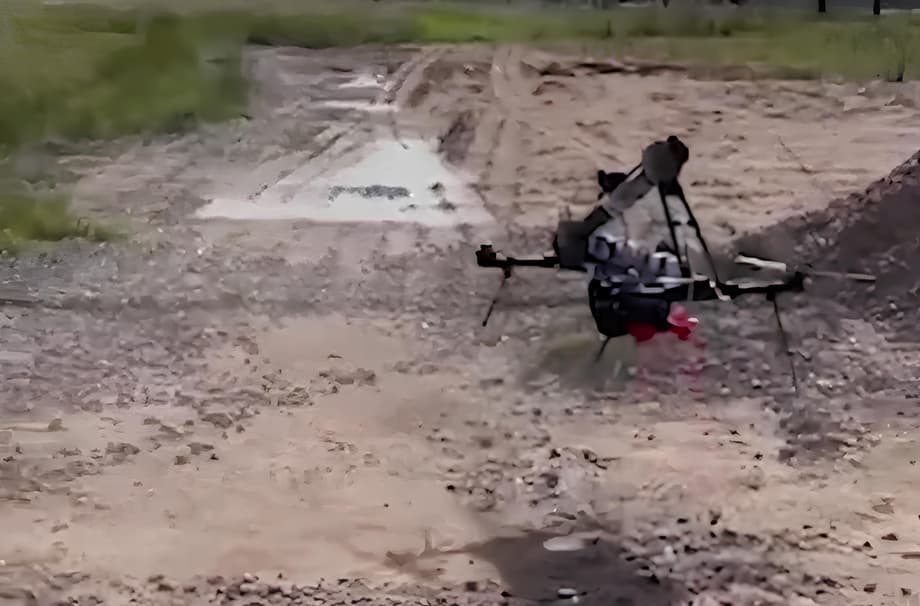 БПЛА с&nbsp; РПГ-26 «Аглень»