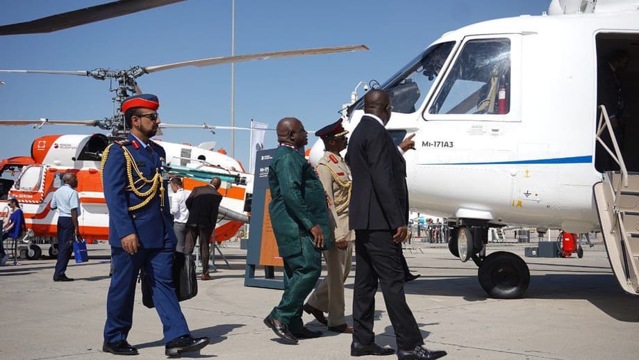 БАС-200 на Dubai Aviashow