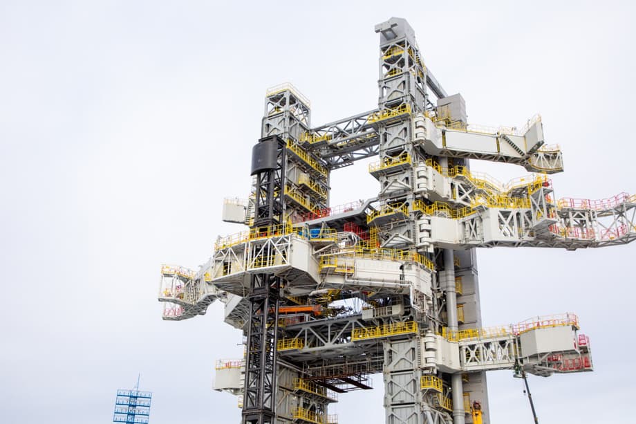 A cargo mock-up was installed on the launch pad of the "Angara" launch complex.