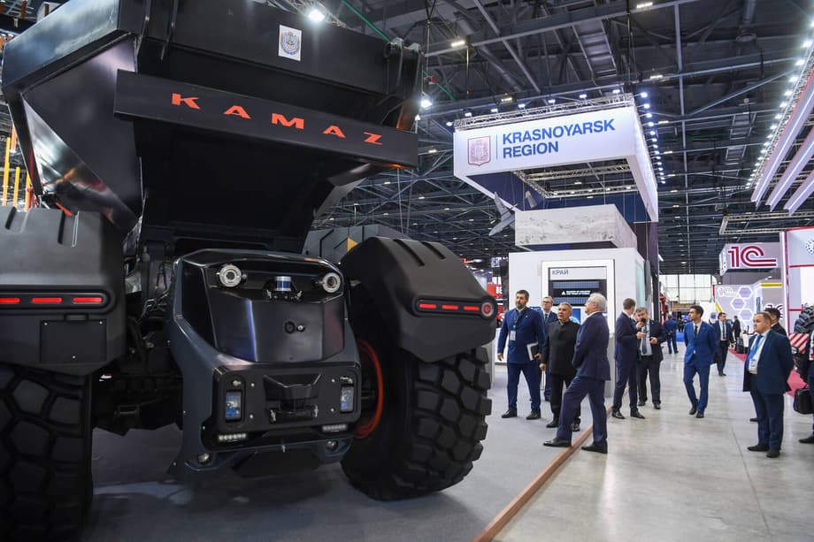 Беспилотный самосвал КАМАЗ-6559 (Юпитер-30)