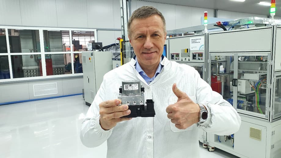 Максим Кадаков