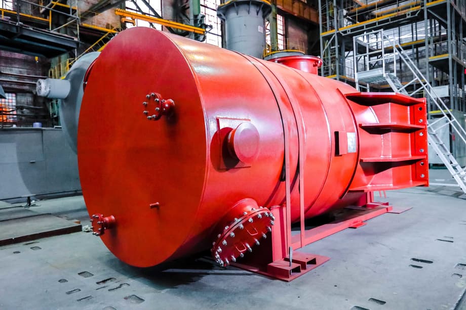 The modified separator weighs 12 tons - 15% lighter than the previous version. It has also become more compact in height: 6.5 meters instead of 8 meters