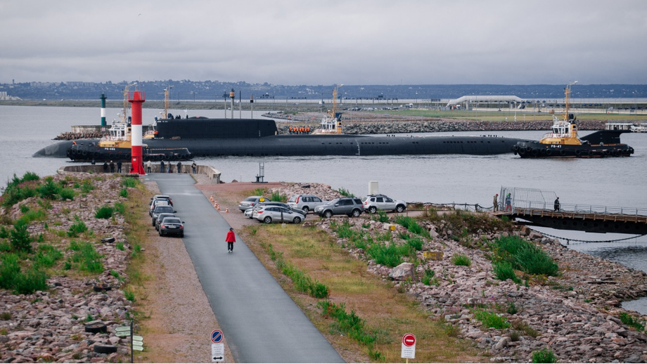 Nuclear-powered missile cruiser Smolensk of Project 949A