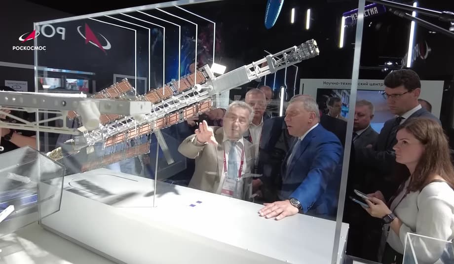 Макет ядерного грузовика «Зевс»