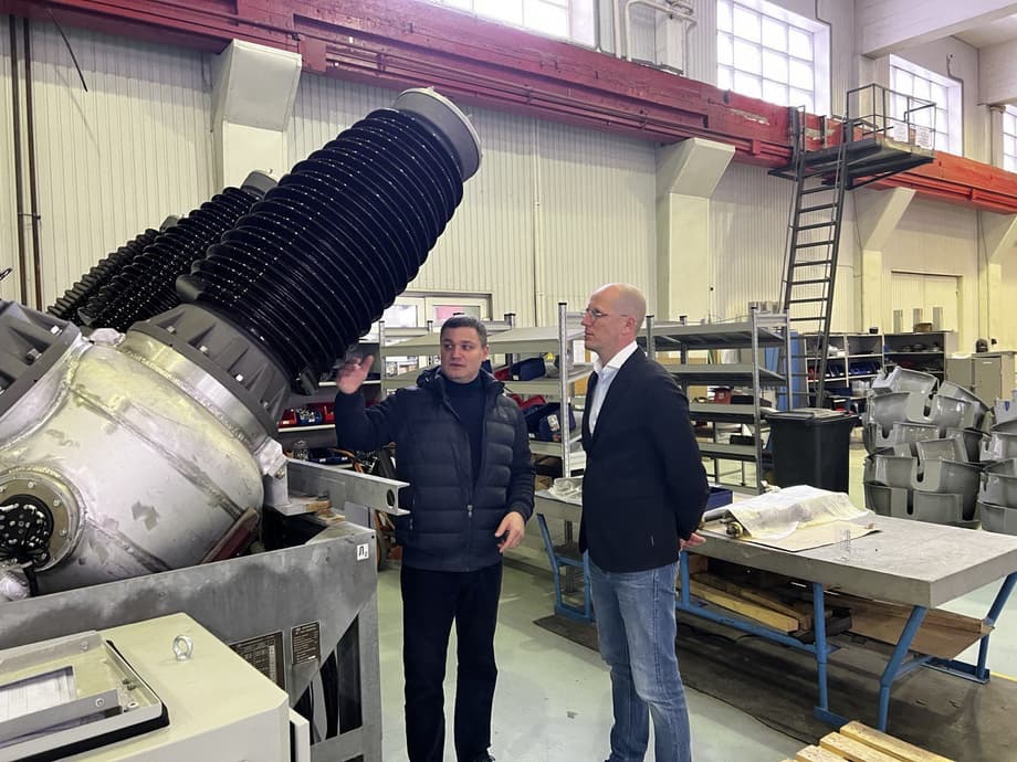 предприятие&nbsp;«Электроаппарат», презентация уникальной технологии&nbsp;производства КРУЭ (комплектное распределительное устройство с элегазовой изоляцией) на класс напряжения 110 – 330 кВ 