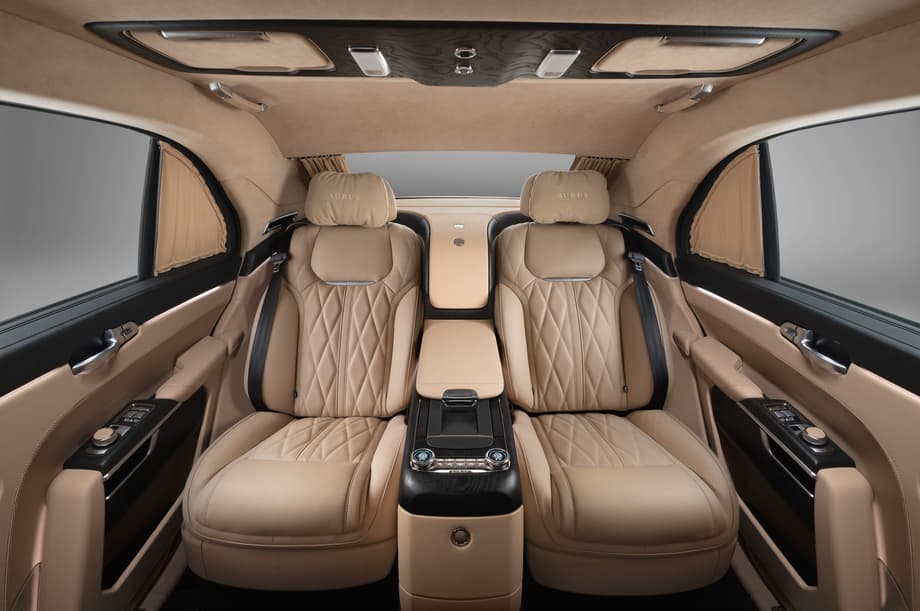 Задняя часть салона Aurus Senat<br>