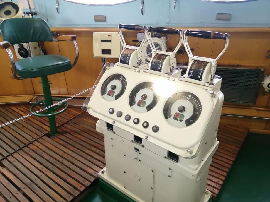 Капитанский мостик