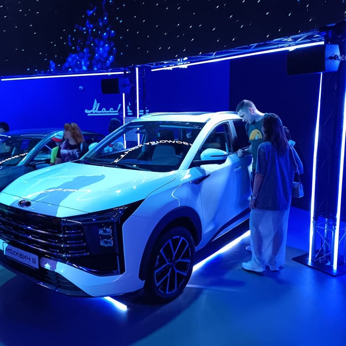 «Москвич 8»https://www.gazeta.ru/auto/news/2024/08/20/23734525.shtml