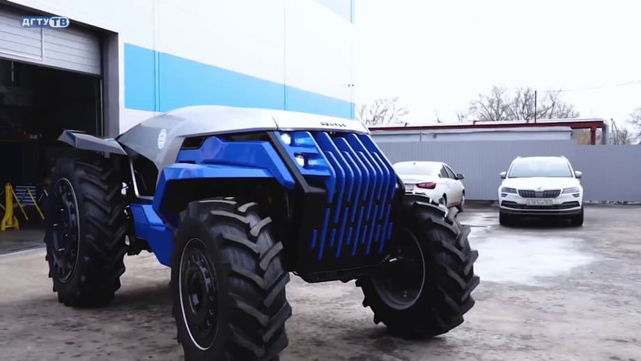 Беспилотный колесный трактор-робот с гибридным приводом разработали в России