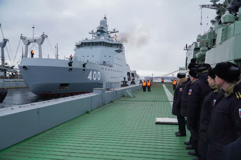 ледокол «Иван Папанин»