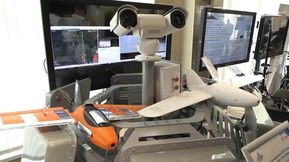 Автономные системы перехвата и уничтожения дронов разработали в России