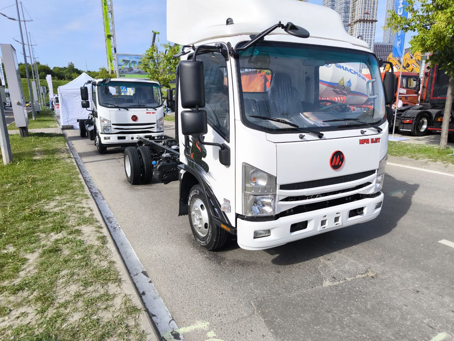 Грузовик производства «МС»