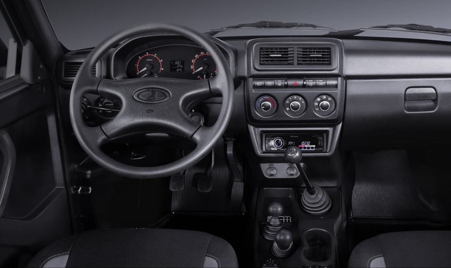 Lada Niva Legend