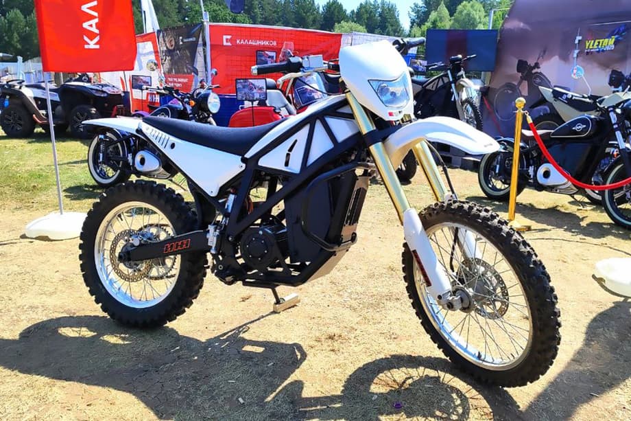 «ИЖ Эндуро 4»