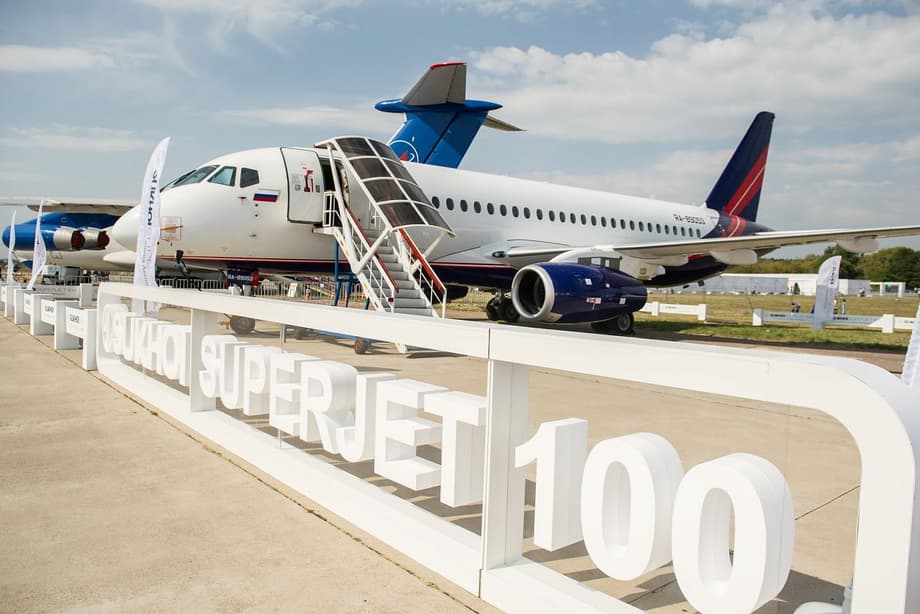 SSJ-100