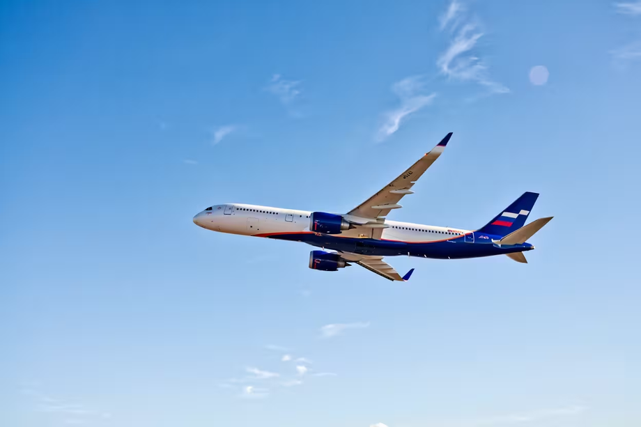 Иллюстрация широкофюзеляжного лайнера