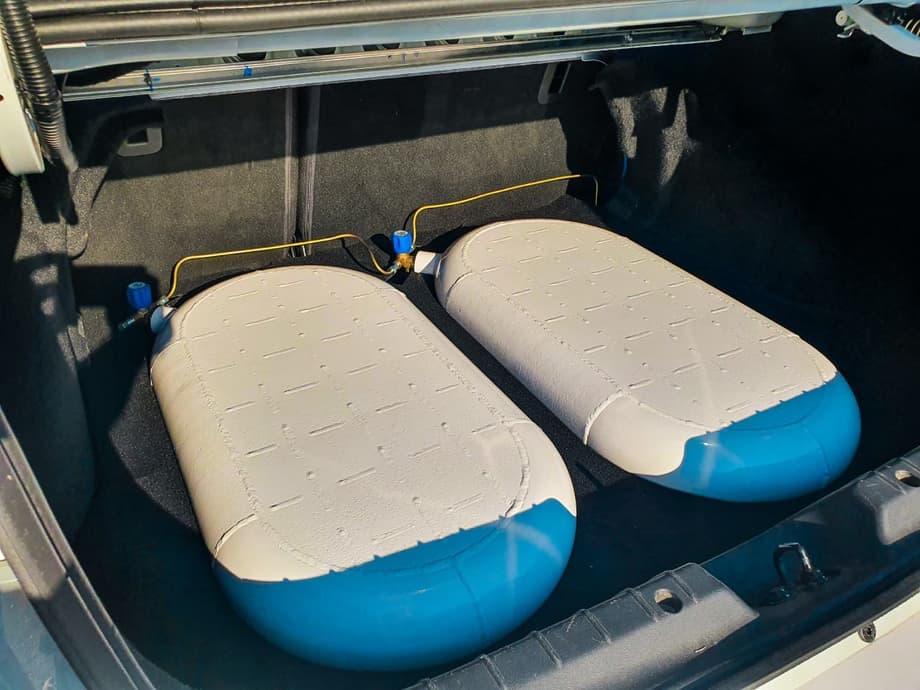 инновационные металлические баллоны плоской формы