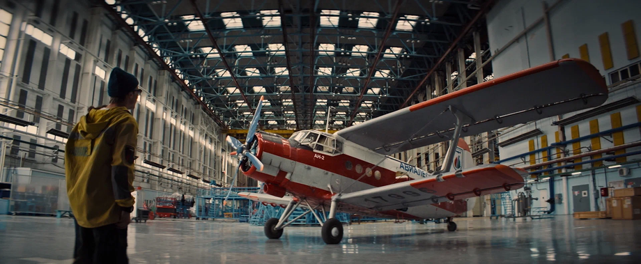 в кадре Ан-2