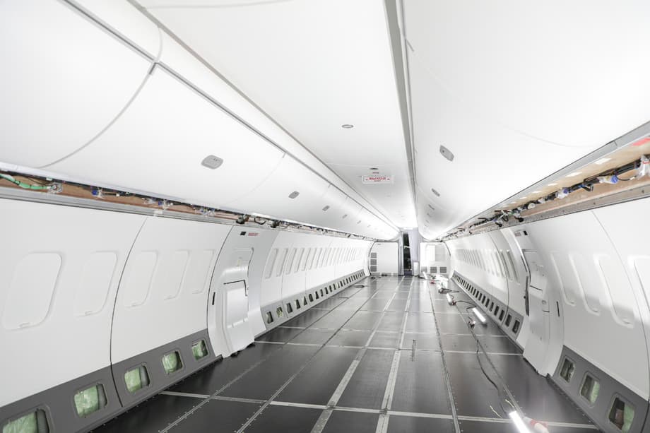 Салон МС-21-310