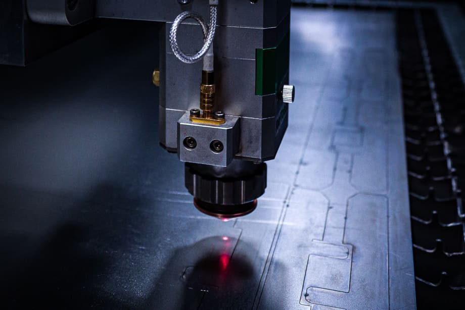 Лазерный станок на предприятии&nbsp;«Маяк»