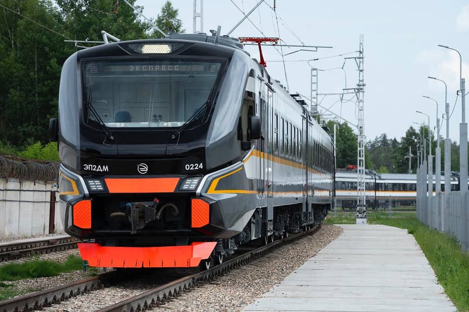 Электропоезд&nbsp;ЭП2ДМ