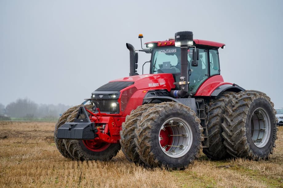 Трактор BELARUS 5425