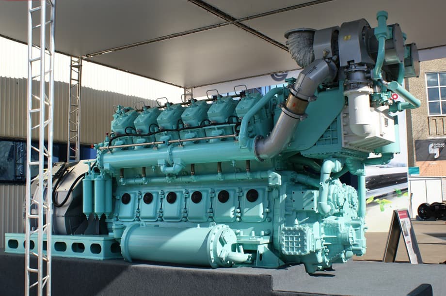 Diesel engine Д-300