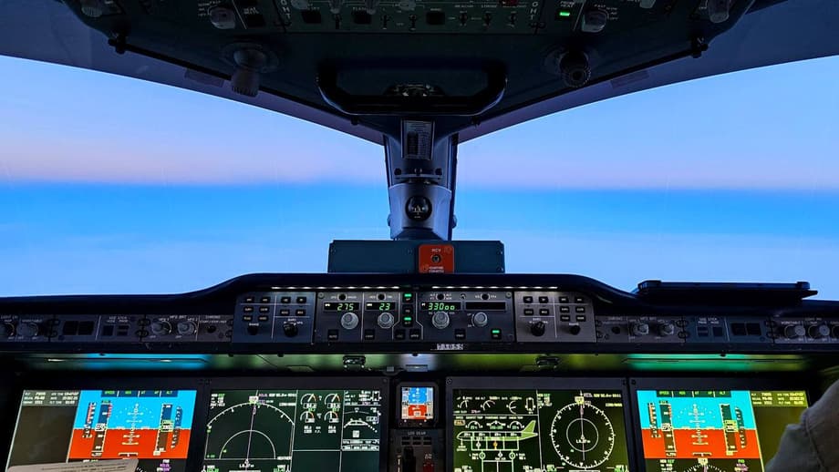 View from the cockpit of the MC-21 to the Arctic sky