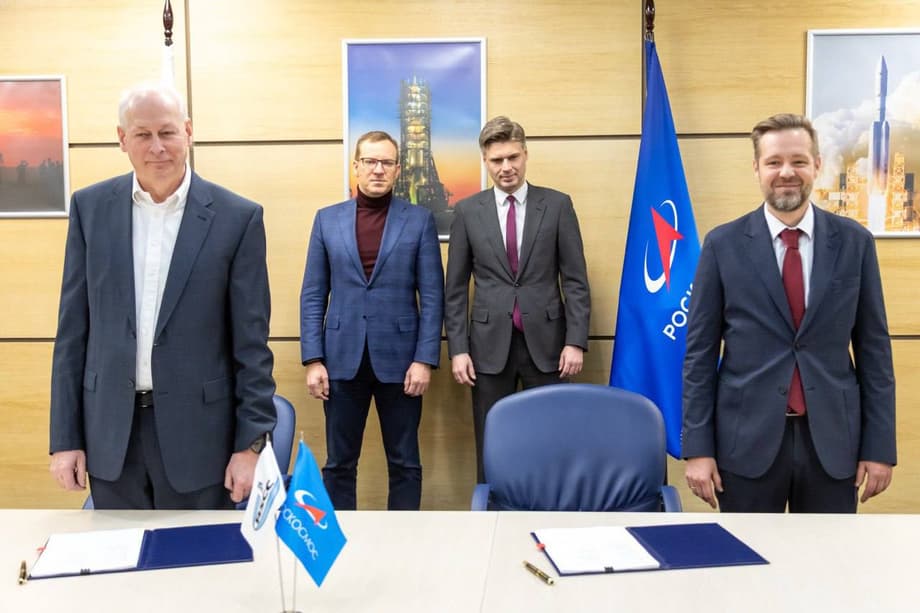 Signing of the agreement between FSUE "Cosmic Communications" and the "Reshetnev" company