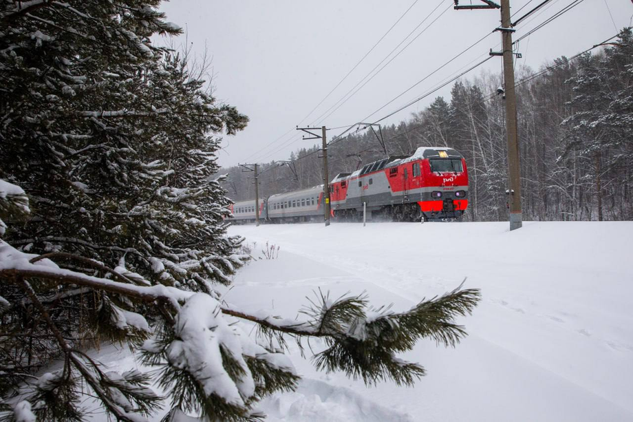 Пассажирские поезд