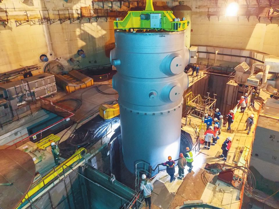 установка корпуса реактора ВВЭР-1200