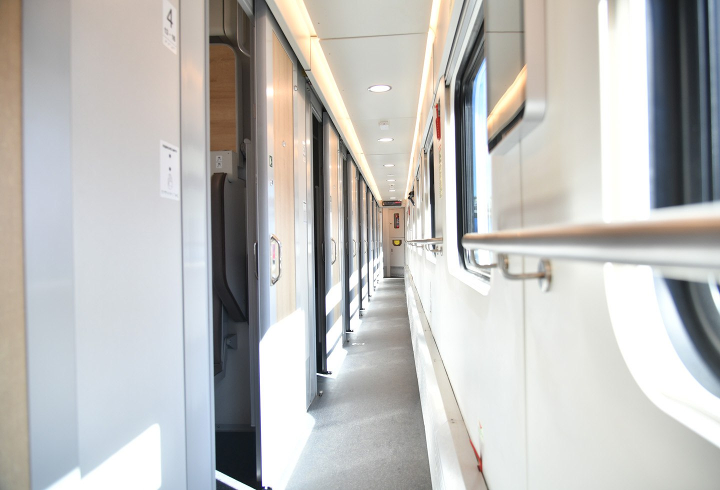 passenger compartment car model 61-4533