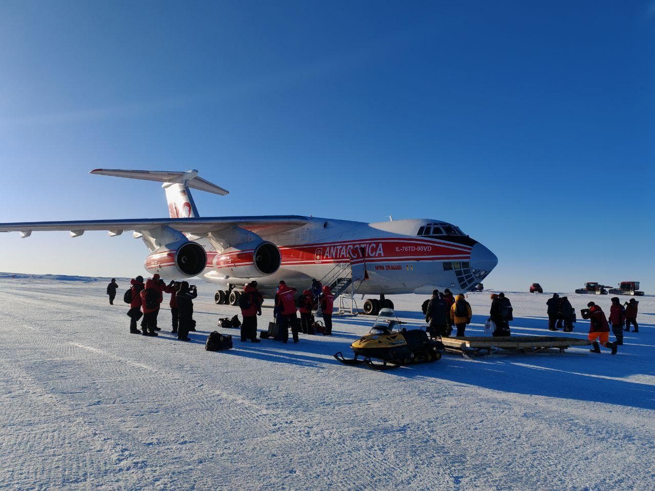 Ил-76 в Антарктиде