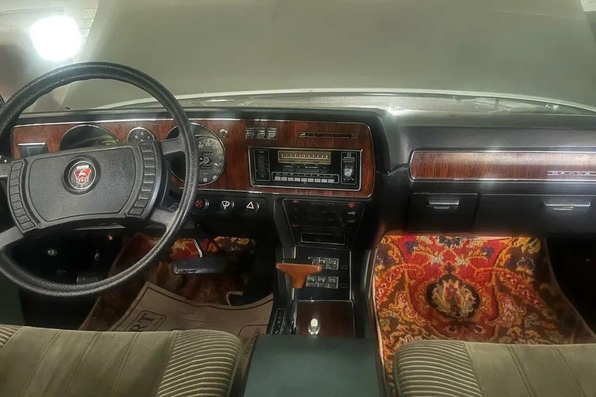 &nbsp;ГАЗ-14 «Чайка»