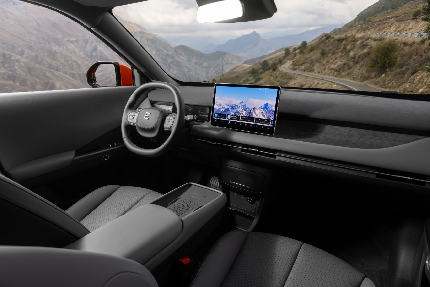 интерьер Evolute i-Joy